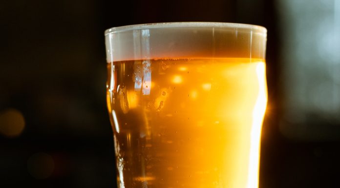 Nealkoholické pivo: Zdravé aspekty a výstrahy Nealkoholické pivo: Zdravé aspekty a výstrahy