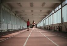 Rozcvička před během: Jak se připravit na efektivní a bezpečný běžecký zážitek? Rozcvička před během: Jak se připravit na efektivní a bezpečný běžecký zážitek?