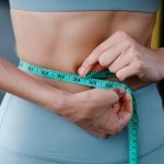 9 Triků na Snížení Procenta Tuku v Těle: Změňte svůj Pohled na Hubnutí image