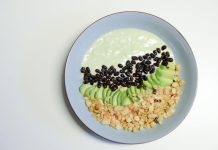 Jak Připravit Nutričně Vyvážený Smoothie a Vyhnout Se Cukrovým Bombám Jak Připravit Nutričně Vyvážený Smoothie a Vyhnout Se Cukrovým Bombám