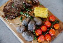 Steak versus Játra: Boj o Bílkoviny Steak versus Játra: Boj o Bílkoviny