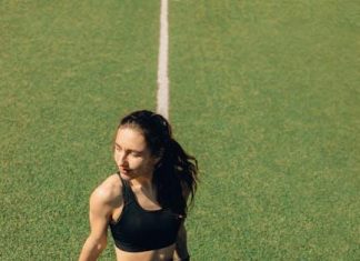 Efektivní cviky pro široká a kulatá ramena: Top 5 cviků Efektivní cviky pro široká a kulatá ramena: Top 5 cviků