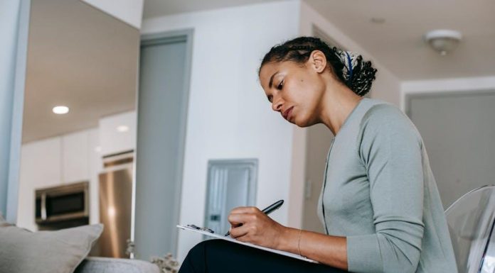 Průvodce Začátkem Kariéry FITNESS TRENÉRA Průvodce Začátkem Kariéry FITNESS TRENÉRA