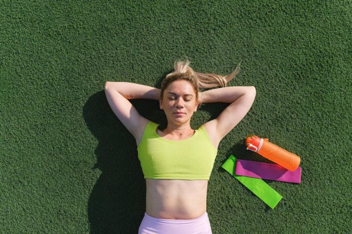 Uvolnění, protažení a posílení: Základy efektivního tréninku pro každého