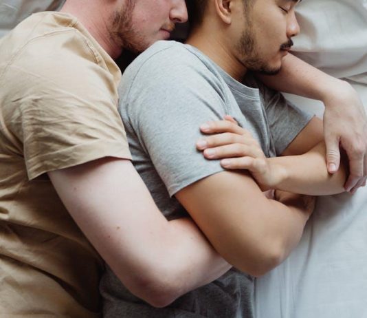 Optimalizujte svůj spánek pro lepší výkonnost a snazší hubnutí: 4 užitečné tipy Optimalizujte svůj spánek pro lepší výkonnost a snazší hubnutí: 4 užitečné tipy