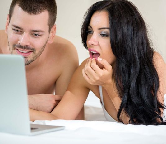 Porno a fitness: Jak sledování porna ovlivňuje rychlost hubnutí a nabírání svalů Porno a fitness: Jak sledování porna ovlivňuje rychlost hubnutí a nabírání svalů