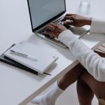 Bez Fitka? Blogilates Vám Pomůže Tvarovat Sexy Postavu Domácím Cvičením Bez Fitka? Blogilates Vám Pomůže Tvarovat Sexy Postavu Domácím Cvičením