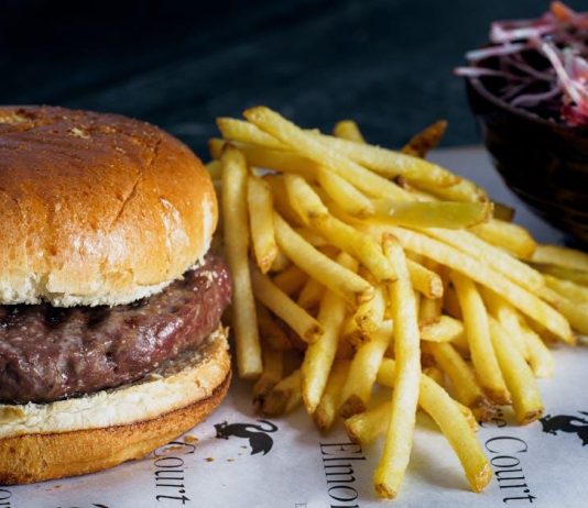 Den na podvody: Jak si užít cheat day bez narušení cesty k hubnutí Den na podvody: Jak si užít cheat day bez narušení cesty k hubnutí
