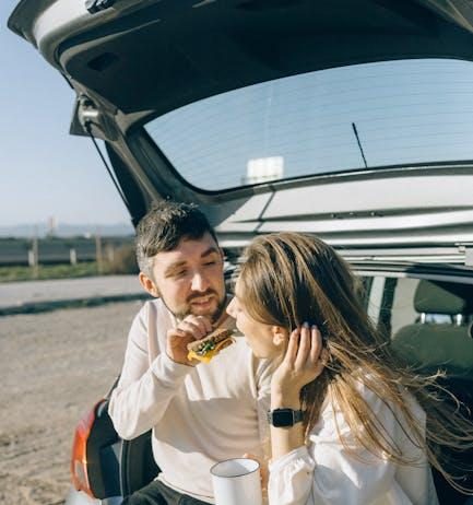 Pět Tipů na Přestání Zajídat Svůj Nespolokojený Život: Najděte Rovnováhu Pět Tipů na Přestání Zajídat Svůj Nespolokojený Život: Najděte Rovnováhu